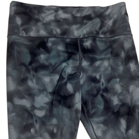 Athleta Elation Serene Riviera Blue Printed 7/8 Tight Leggings Size Large - Picture 6 of 13